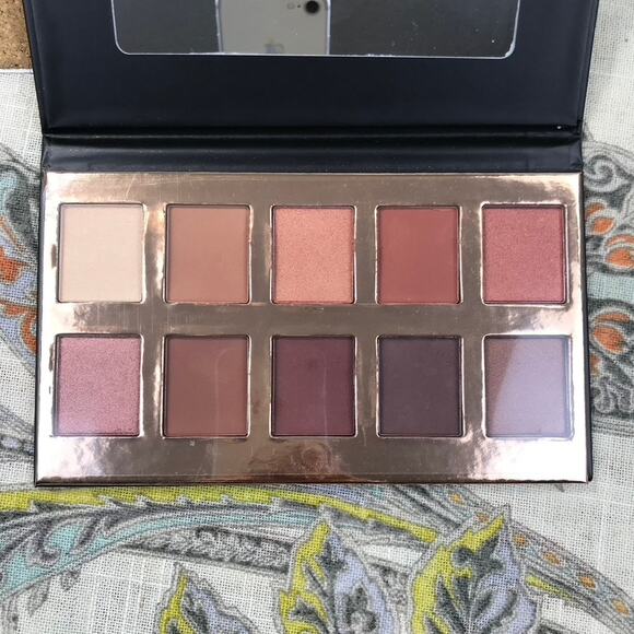Crown PRO Eyeshadow Palette FUEGO 10 Pan Shades NIB - Picture 5 of 5